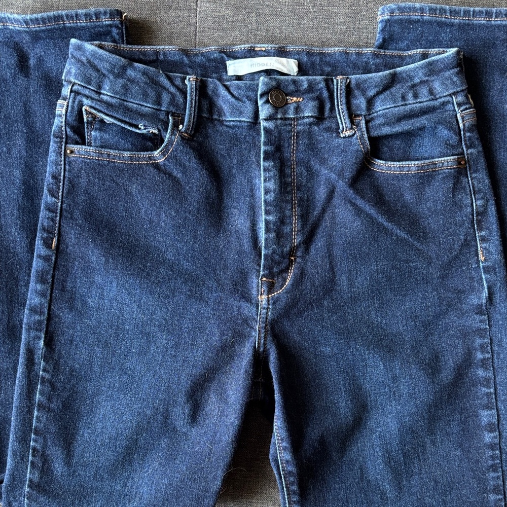 EUC Hidden Jeans Dark Blue Jeans